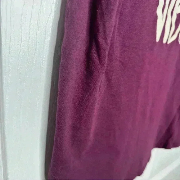 George T-Shirt Cozy Winter Vibes Purple & White Size Medium - Picture 16 of 16